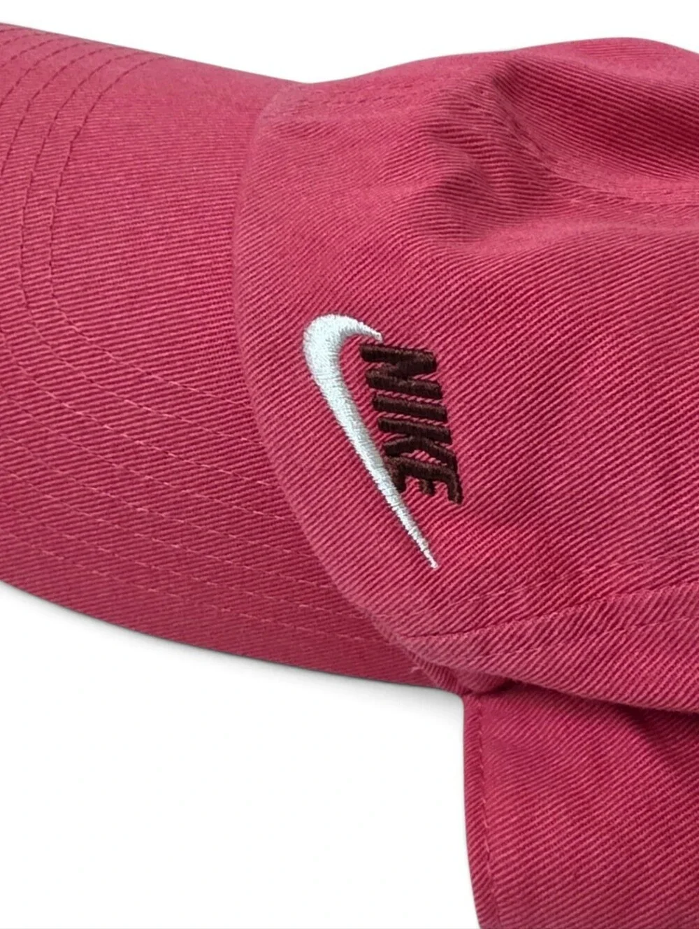 Nike Heritage86 Pink Red Cotton Strapback Hat Cap One Size Embroidered Swoosh